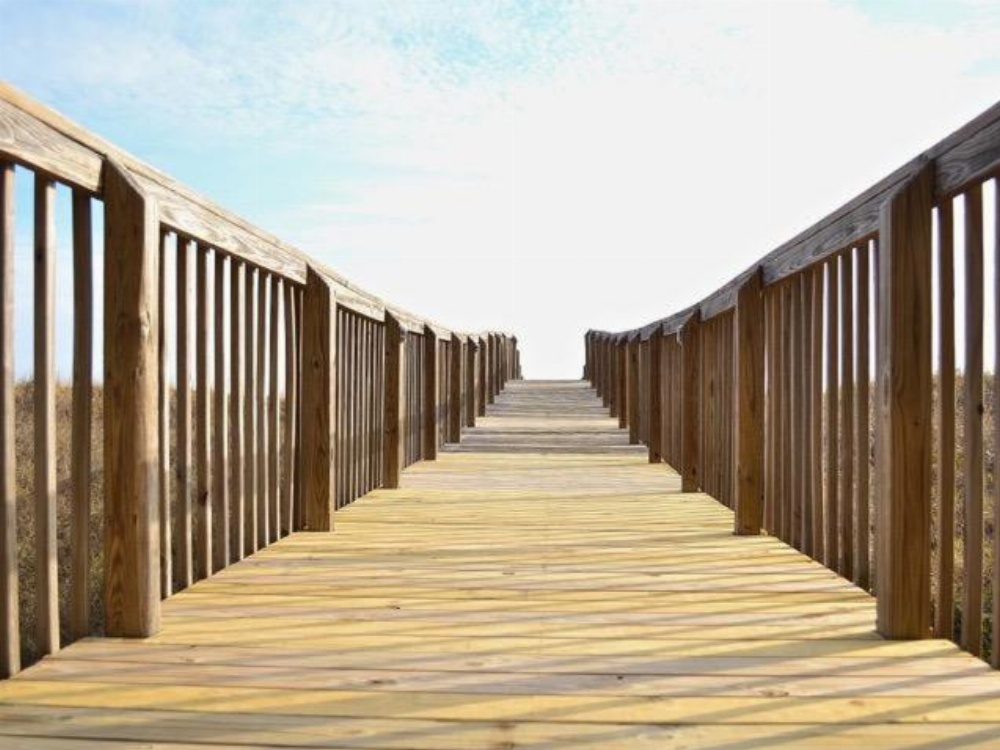 717 Holiday Isle Main image